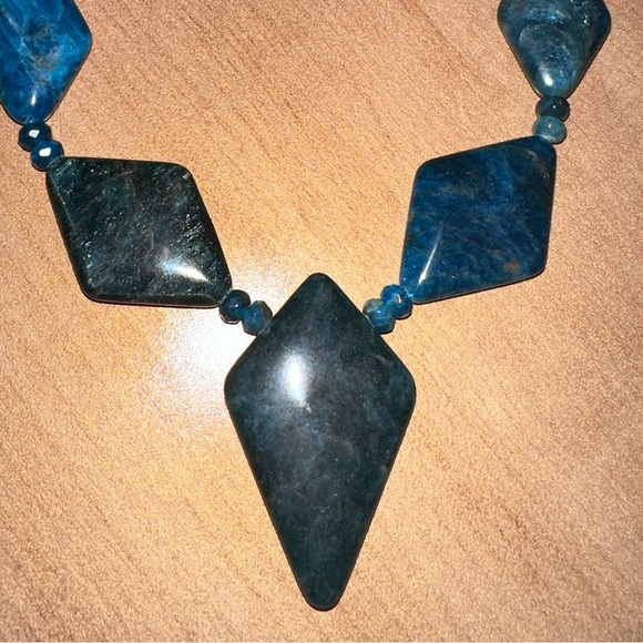 Blue apatite diamond shaped beaded necklace by Jay King - Picture 5 of 8